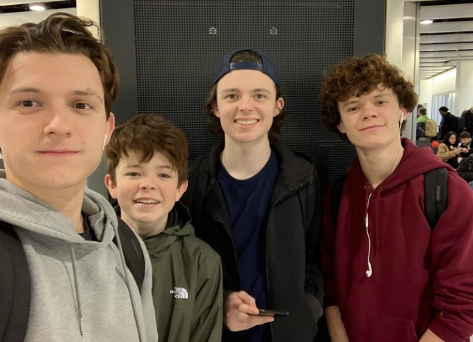 , i fratelli di Tom Holland