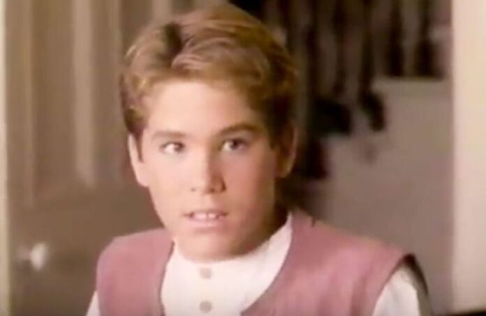 Ryan Reynolds in Ordinary Magic