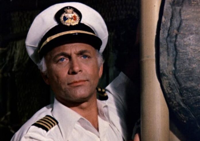 Gavin MacLeod