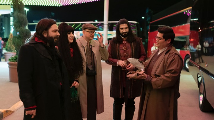 Una scena della terza stagione di What We Do in the Shadows.