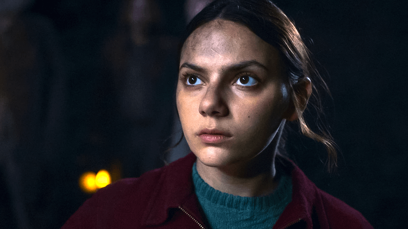 Dafne Keen, Le sue oscure materie