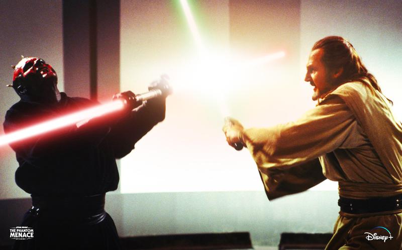 Qui-Gon Jinn contro Darth Maul in La minaccia fantasma