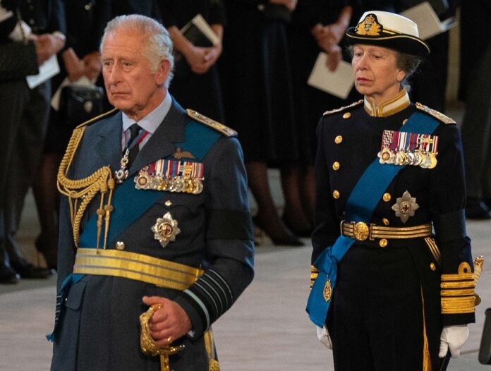  stronza |  La principessa Anna sarà il 