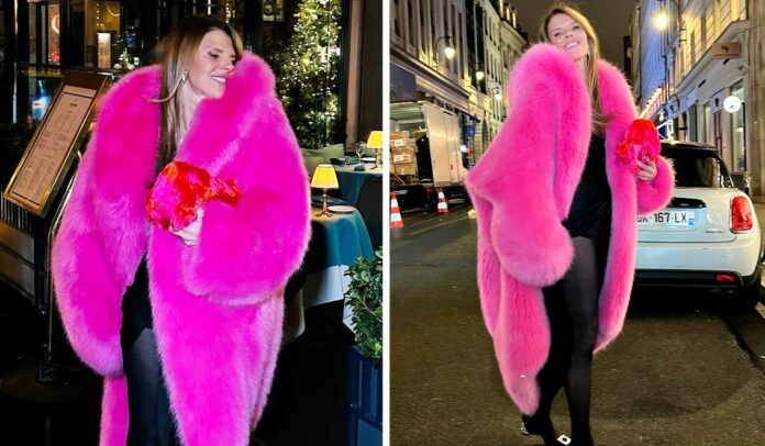 Anna Dello Russo non passa inosservata alla settimana dell'Alta moda di Parigi