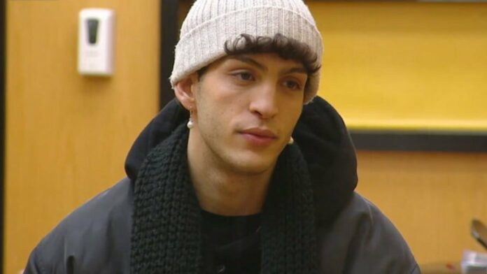 Amici 23: Mida ancora una volta nel mirino di Anna Pettinelli, la reazione di Lorella Cuccarini (VIDEO)