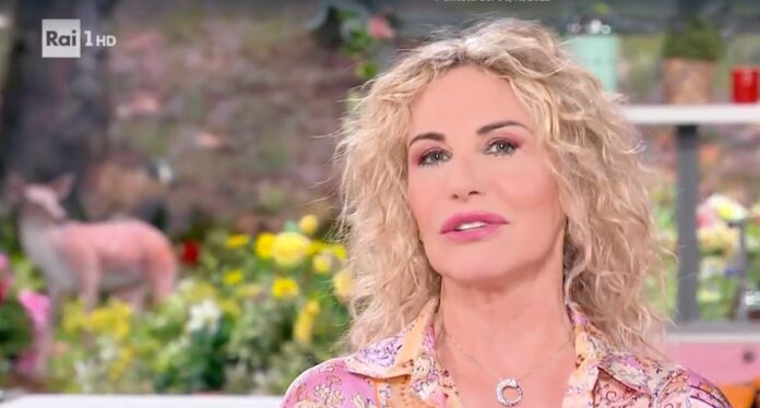 “mia figlia Maelle vittima di bullismo”