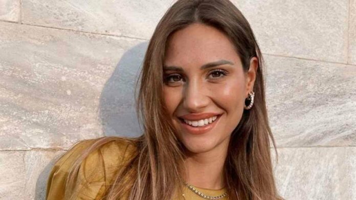 Beatrice Valli attaccata sui social per il lavoro: 