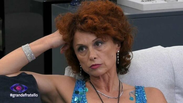 Grande Fratello, Fiordaliso critica Beatrice Luzzi: 