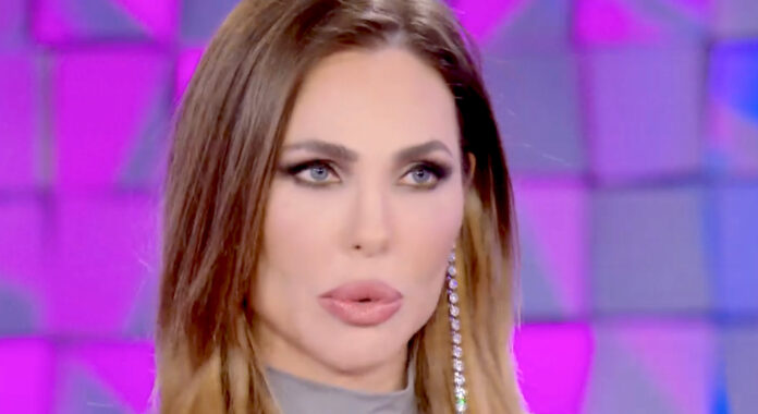 ''Ringrazierò sempre Cristiano'': Ilary Blasi risponde in tv all’intervista bomba in cui Iovino ha parlato di una ''relazione intima'' tra loro