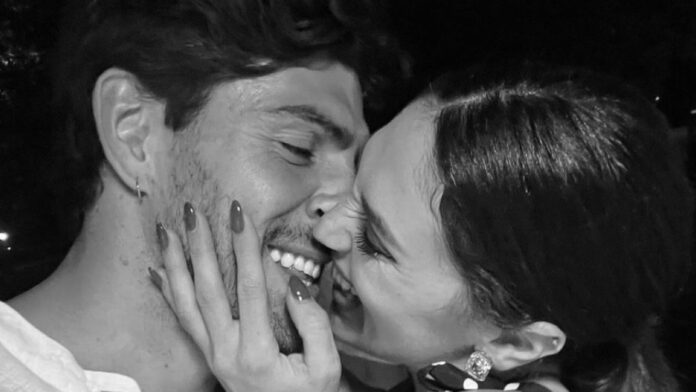 Cecilia Rodriguez, alla prova dell’abito da sposa qualcosa va storto: cosa è successo?