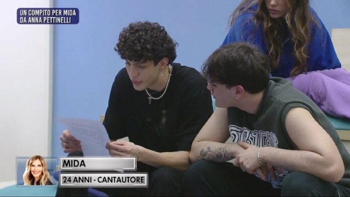 Amici 23, Mida sbotta contro il compito di Anna Pettinelli: 