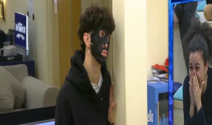 Amici 23, Martina e il salone di bellezza: maschere per tutti