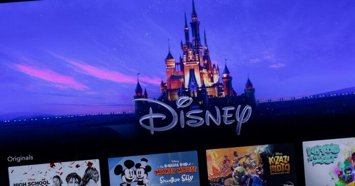 Come scaricare film e programmi da Disney+
