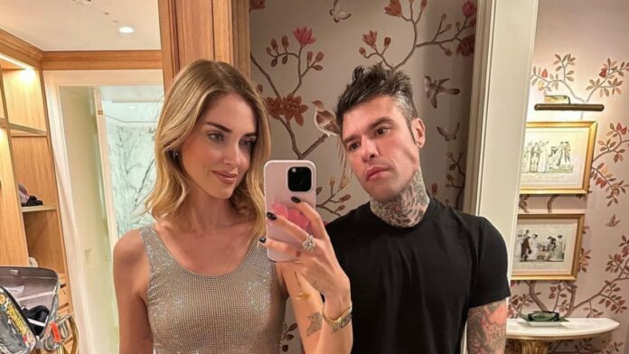 Chiara Ferragni toglie la Fede nuziale, nuovi indizi sulla crisi nera con Fedez 