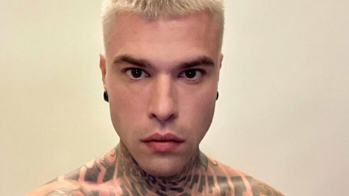 Fedez fa un’amara confessione: 