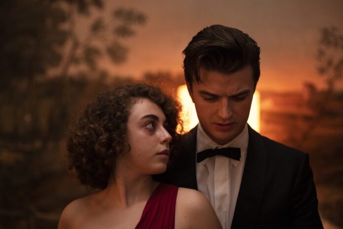 Finalmente l’alba di Saverio Costanzo: intensa dichiarazione di amore e odio per il cinema
