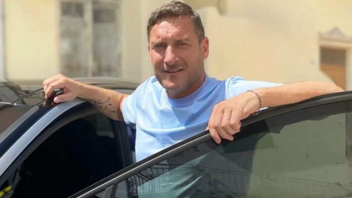 Totti vuole uno sconto da Ilary Blasi sull