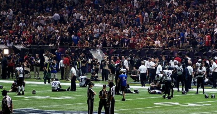 I 10 più grandi errori di trasmissione del Super Bowl, classificati
