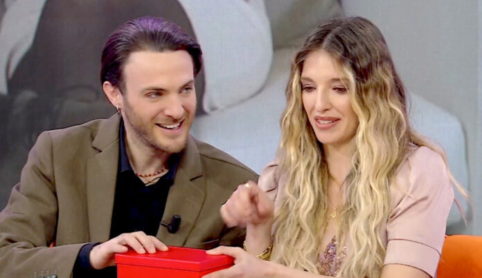 Guenda Goria scopre in diretta tv se aspetta un maschio o una femmina, ma non va come sperato: la reazione