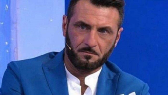 Uomini e Donne, Sossio Aruta parla della fine della relazione con Ursula Bennardo: 