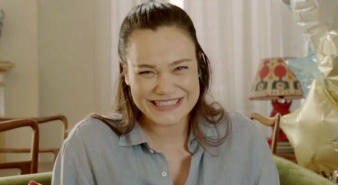 ''Non voglio tate'': Romina Carrisi torna in tv dopo il parto e rivela perché il figlio si chiama Axel Lupo