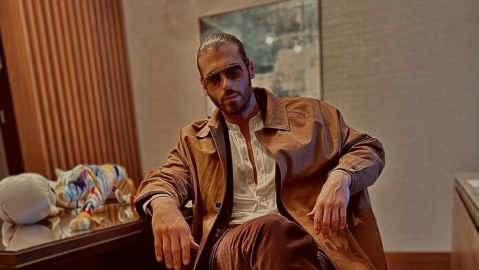 Can Yaman pronto ad impersonare Sandokan, la grande scommessa del divo turco 