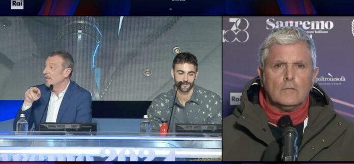 Amadeus e Mengoni cantano Bella Ciao e si dichiarano antifascisti su invito di Enrico Lucci: “Dedicato alla Meloni”