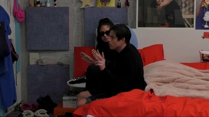 Grande Fratello, discussione tra Alessio Falsone e Perla Vatiero: 