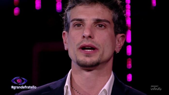 Grande Fratello, Giuseppe Garibaldi su Beatrice Luzzi: "Potrei essere l