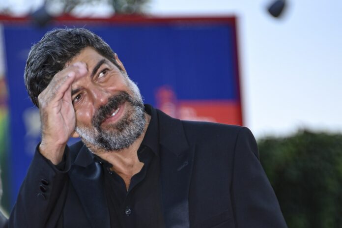 Pierfrancesco Favino in giuria a Cannes 2024, in concorso c’è Paolo Sorrentino con il film Parthenope