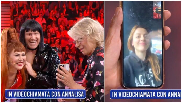 Celentano e Zerbi imitano Annalisa ad Amici 23, Maria De Filippi la chiama in diretta: la sua reazione