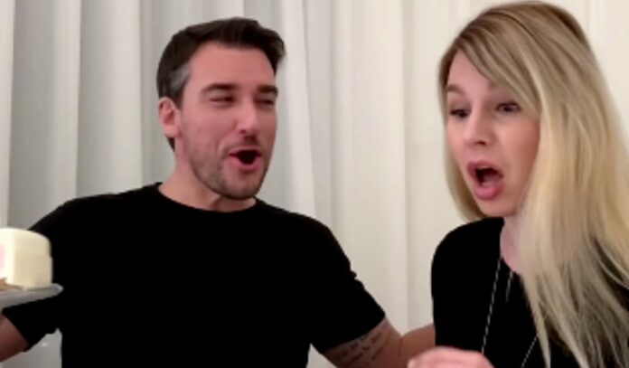 Ecco il momento esatto in cui il bellissimo chef tv Damiano Carrara e la moglie hanno scoperto di aspettare una femminuccia: guarda la reazione