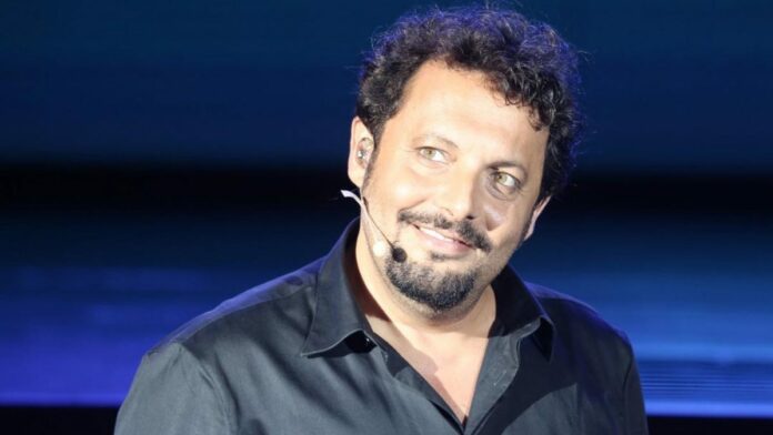 Enrico Brignano Serale Amici 22
