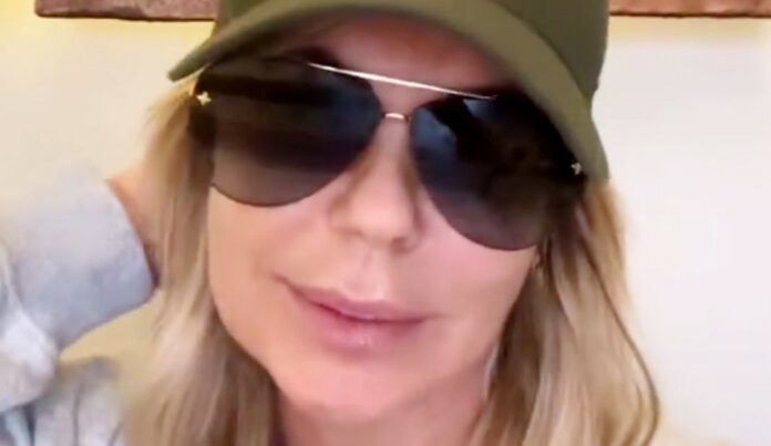 Matilde Brandi non andrà più al matrimonio dell'amica del cuore Manila Nazzaro, doveva fare la damigella: ecco cos'è successo