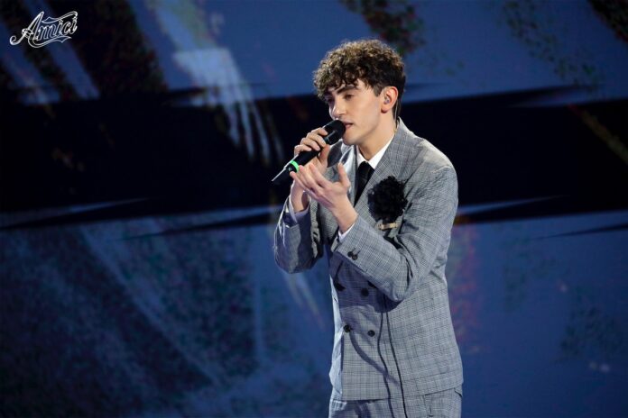 Michele Bravi a Verissimo: 