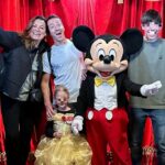 Alena Seredova vola a Disneyland Paris per festeggiare i 4 anni di Vivienne
