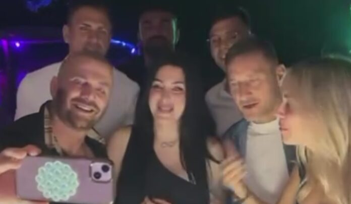 Francesco Totti e Noemi Bocchi  insieme alla festa dell'amico pr Alex Nuccetelli