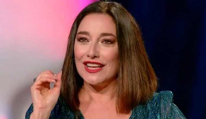 ''Oggi non farei più quest'errore'': Sara Ricci racconta di quando fece scappare Kim Rossi Stuart dopo un appuntamento galante
