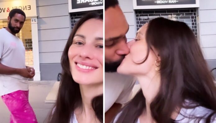 Marica Pellegrinelli celebra tre anni di amore con il padre della sua bambina neonata: occhioni dolci e bacio social