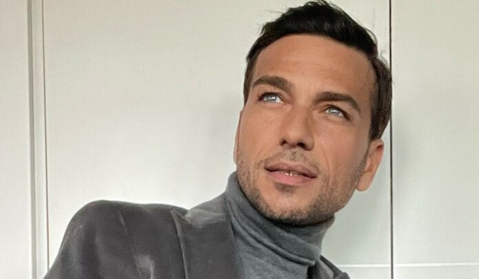 ''Prendevo 10mila euro per un’ora, avevo sei-sette case'': Costantino Vitagliano rivela quanto guadagna oggi per un evento