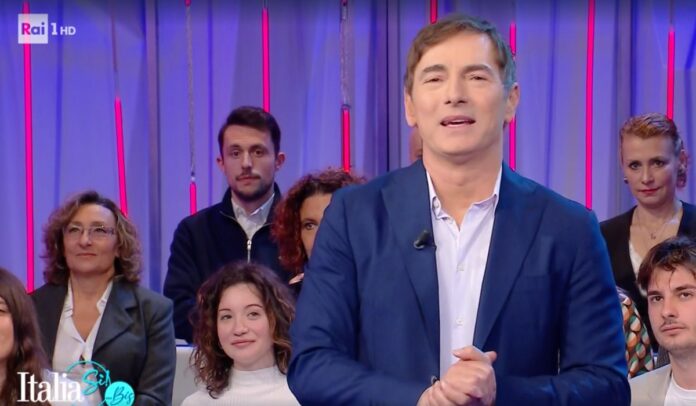 Marco Liorni conduce Italia Sì