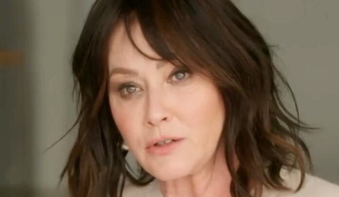 Svelati gli ultimi pensieri di Shannen Doherty nelle settimane prima della morte: il periodo più difficile del cancro