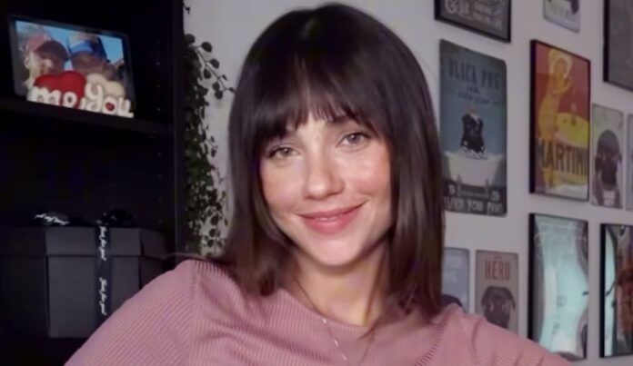 ''Frangia prima del parto: avrò fatto una pazzia?'': Rosalinda Cannavò cambia look a poche ore dalla nascita della figlia