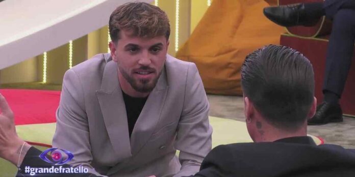 Grande Fratello, confronto Alfonso e Lorenzo: 