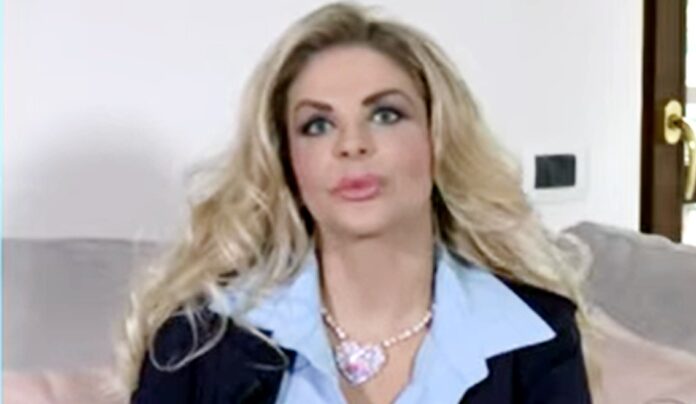 ''Mi è stato distrutto il muscolo del gluteo per poterle inserire'': Francesca Cipriani parla in tv delle protesi che l'hanno quasi uccisa