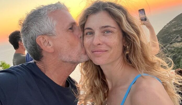 ''Stiamo pensando alla data e lo faremo'': Vittoria Puccini annuncia che sposerà il compagno Fabrizio Lucci