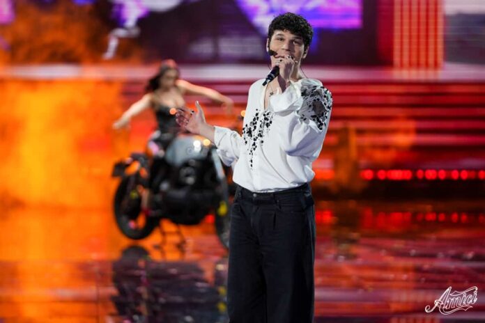 Amici 24 eliminato Nicolò ad un passo dalla Finale: tutti sotto choc