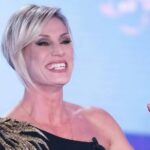 Annalisa Minetti a Verissimo: "Mi sono arresa, ora sto male"