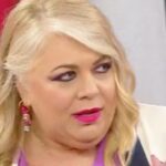 ''Dicono che sono uguale al divano della Balivo'': Rossella Erra parla degli insulti che le fanno male dopo l'annuncio dei 17 chili persi