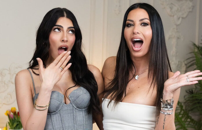 Giulia Salemi ed Elisabetta Gregoraci fanno ''pace'' dopo le liti al GF Vip 7 e il triangolo amoroso con Pretelli: cosa si sono dette
